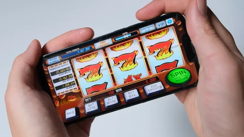 LOVEJILI Mobile Casino App Gameplay and User Interface Layout